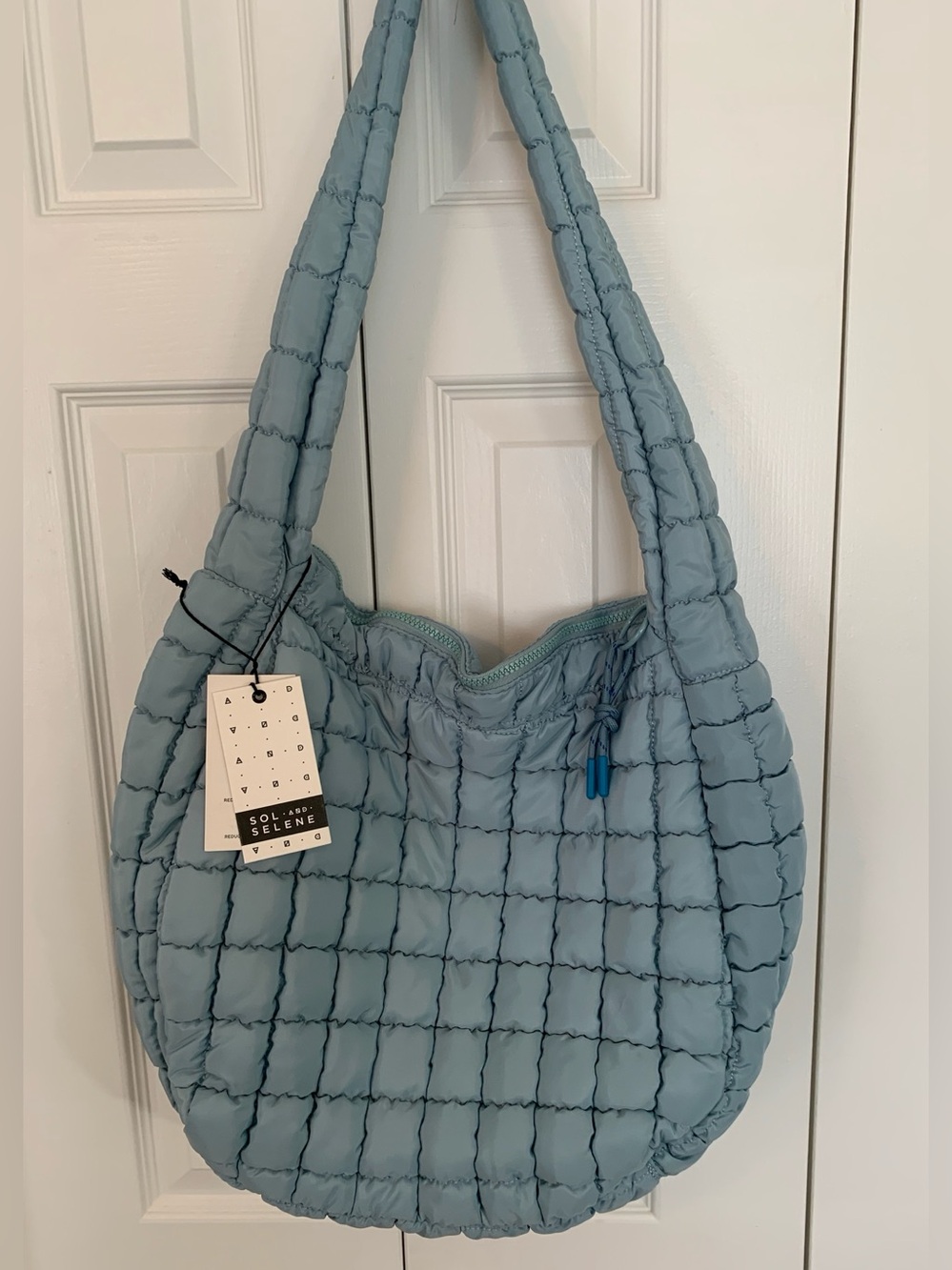 NWT - SOL AND SOLENE BLUE QUILTED SHOULDER BAG